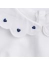 polo in jersey con ricamo cuori sul colletto