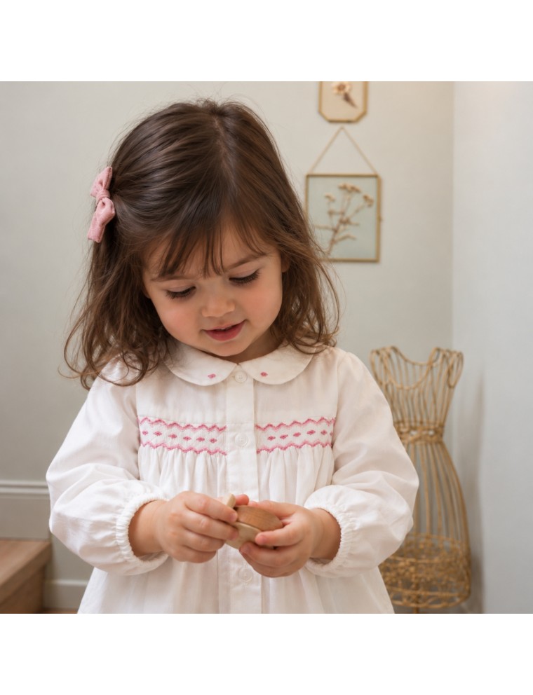 camicia in twill con smock e ricamo sul collo